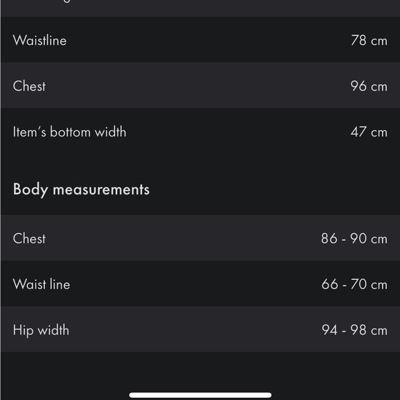Lichi fitted waistcoat with large buttons - Picture 8 of 8
